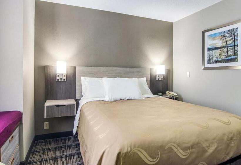 酒店 Quality Inn & Suites Grove Cityoutlet Mall