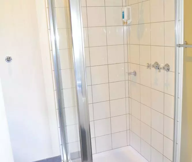 Отель Richmond Hill