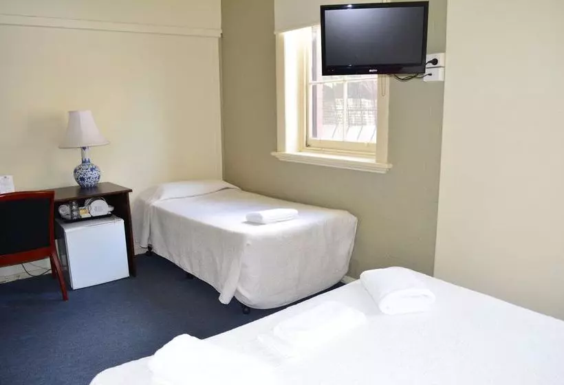 Отель Richmond Hill