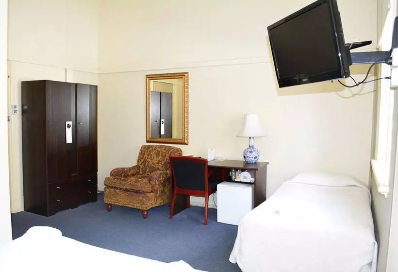 Отель Richmond Hill