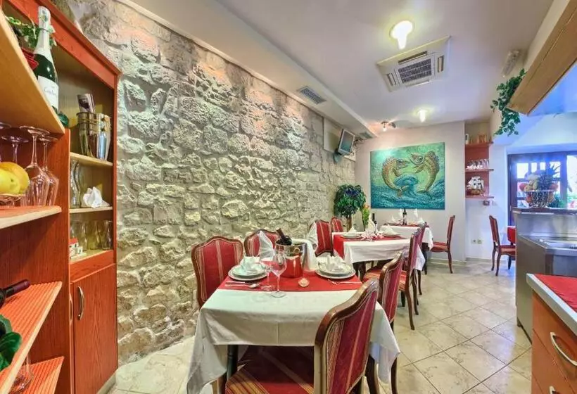 בית מלון כפרי Trogir