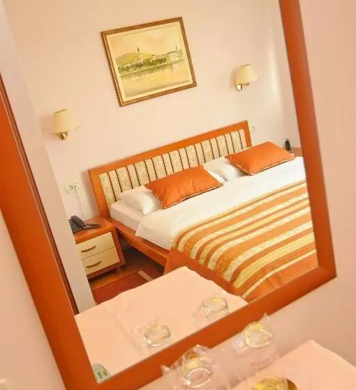 בית מלון כפרי Trogir