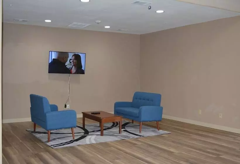 فندق Wingate By Wyndham College Station Tx