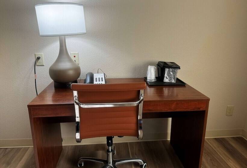 ホテル Wingate By Wyndham College Station Tx