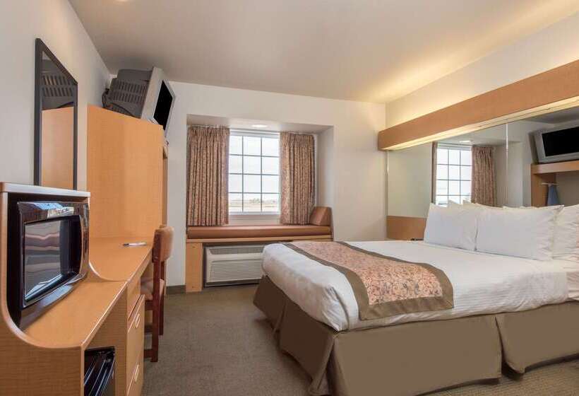 Microtel Inn & Suites By Wyndham Altus