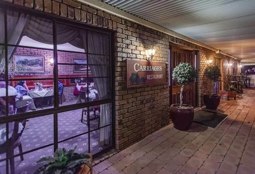 Overlander Homestead Motel