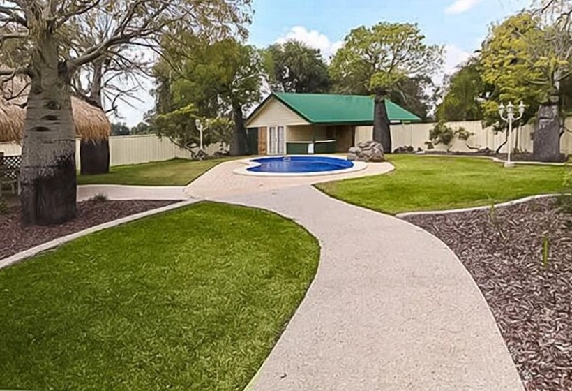 Overlander Homestead Motel