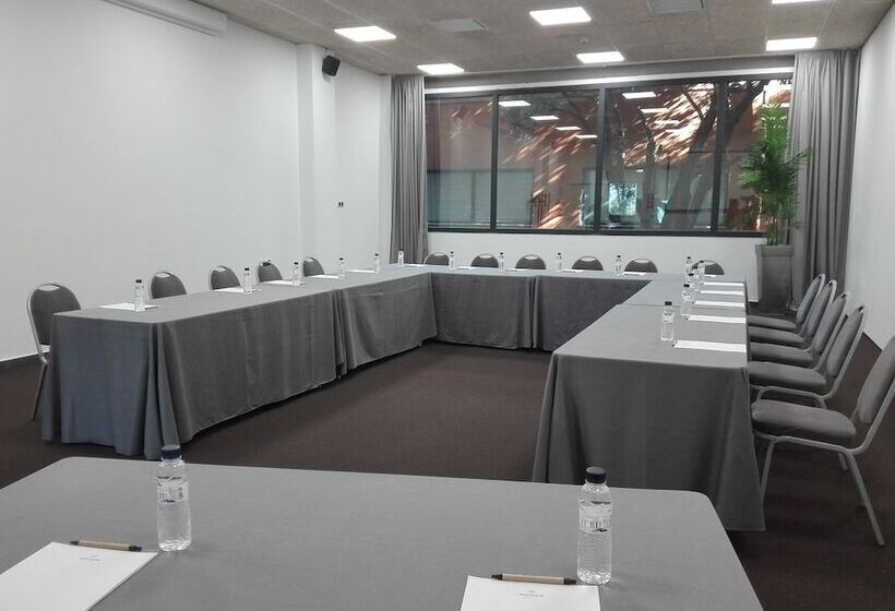 渡假胜地 Montanyà