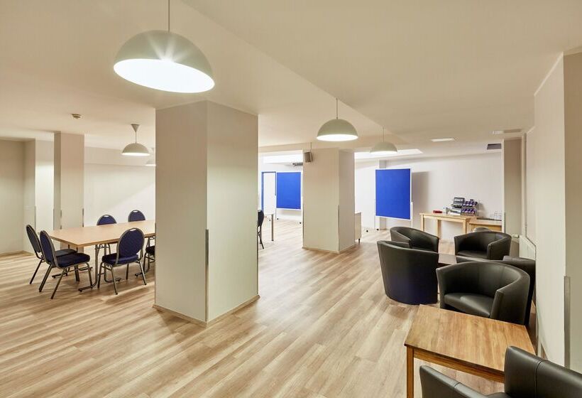 旅馆 a&o Hamburg Hauptbahnhof