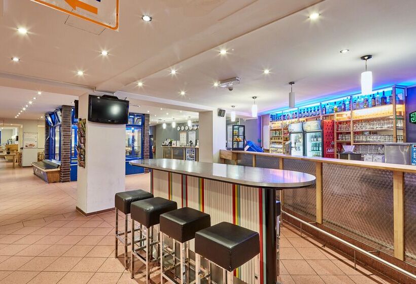 旅馆 a&o Hamburg Hauptbahnhof