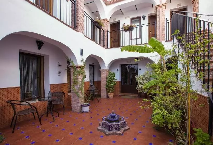 住宿加早餐 Almudawar