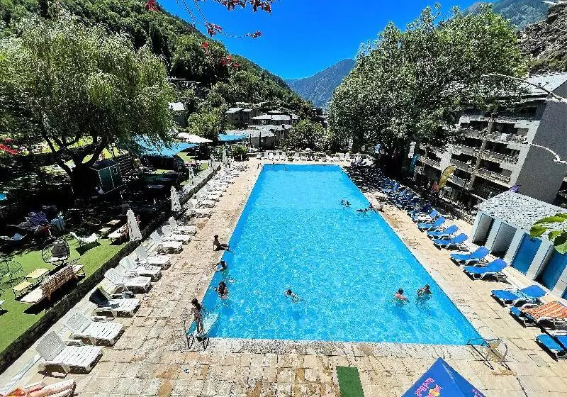 Hotel & Apartahotel Serhs Cosmos