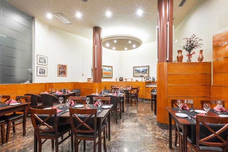 Hotel & Apartahotel Serhs Cosmos