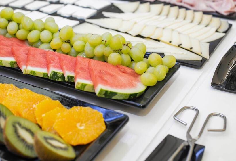 Hotel & Apartahotel Serhs Cosmos