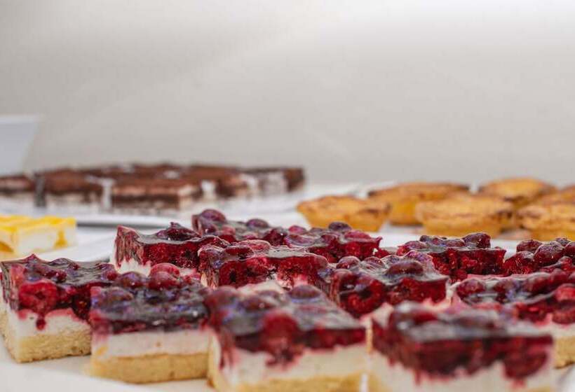 Hotel & Apartahotel Serhs Cosmos