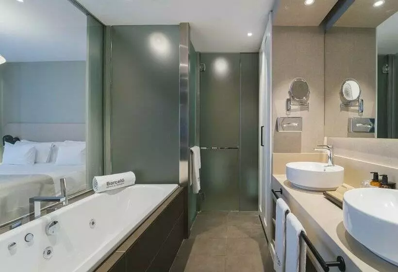 هتل Barcelo Oviedo Cervantes