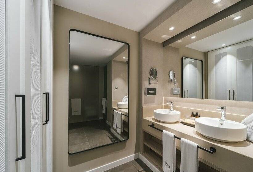 Hotel Barcelo  Oviedo Cervantes