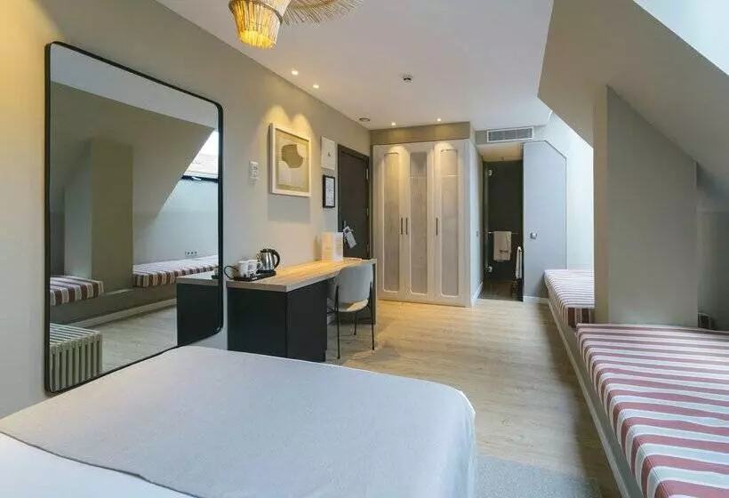 هتل Barcelo Oviedo Cervantes