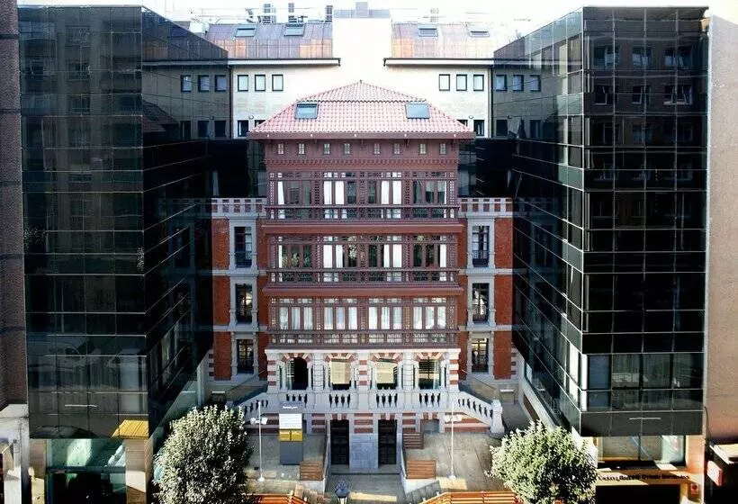 هتل Barcelo Oviedo Cervantes