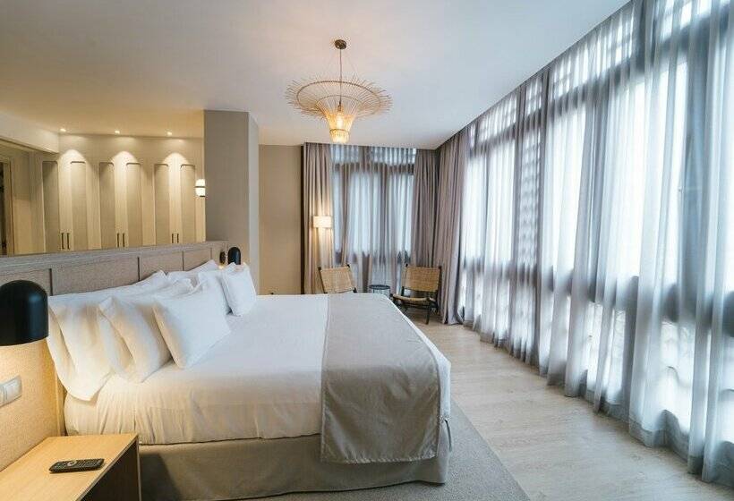 Hotel Barcelo  Oviedo Cervantes