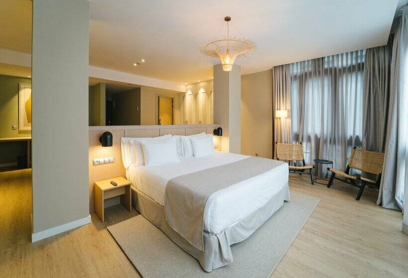 Hotel Barcelo  Oviedo Cervantes