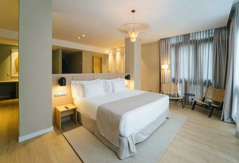 هتل Barcelo Oviedo Cervantes