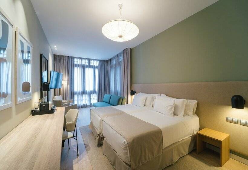 Hotel Barcelo  Oviedo Cervantes