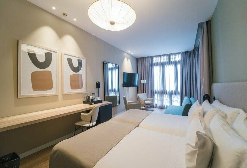 Hotel Barcelo  Oviedo Cervantes