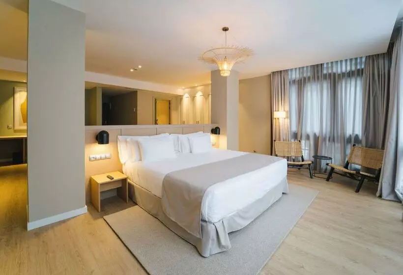 هتل Barcelo Oviedo Cervantes