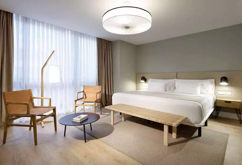 هتل Barcelo Oviedo Cervantes