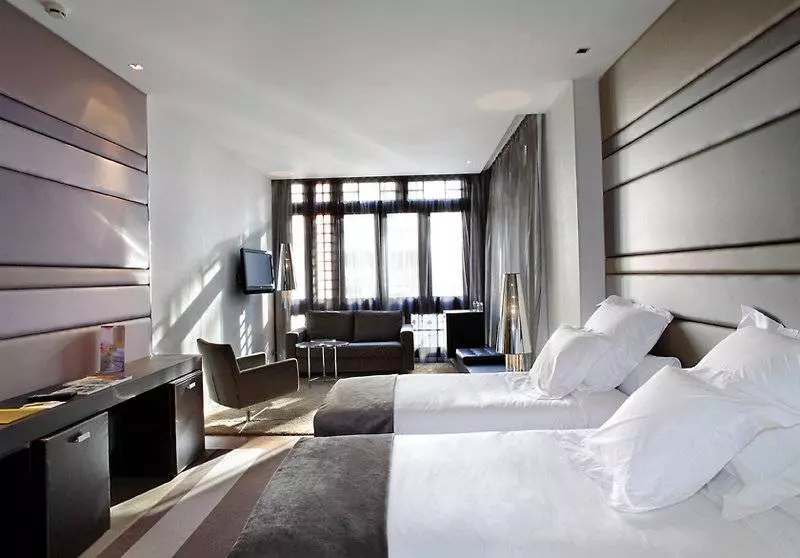 هتل Barcelo Oviedo Cervantes