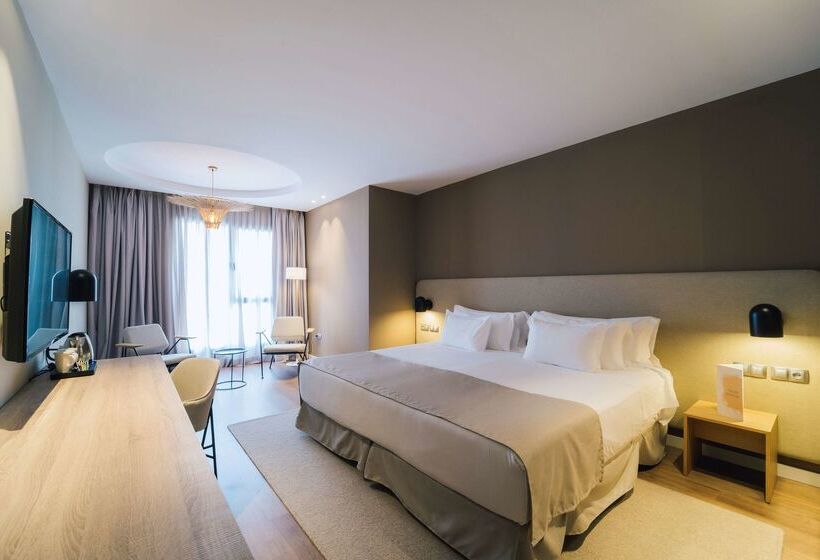 Hotel Barcelo  Oviedo Cervantes