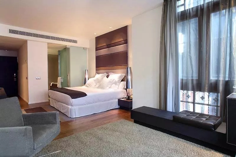 هتل Barcelo Oviedo Cervantes