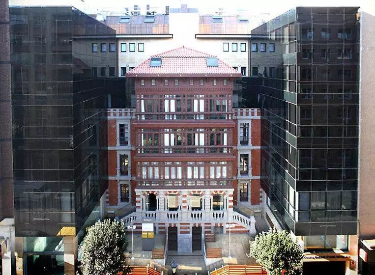 هتل Barcelo Oviedo Cervantes