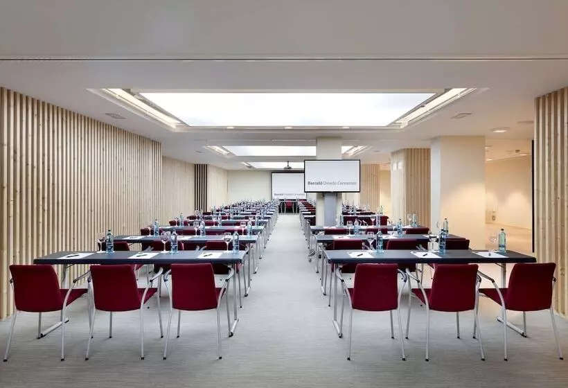 هتل Barcelo Oviedo Cervantes