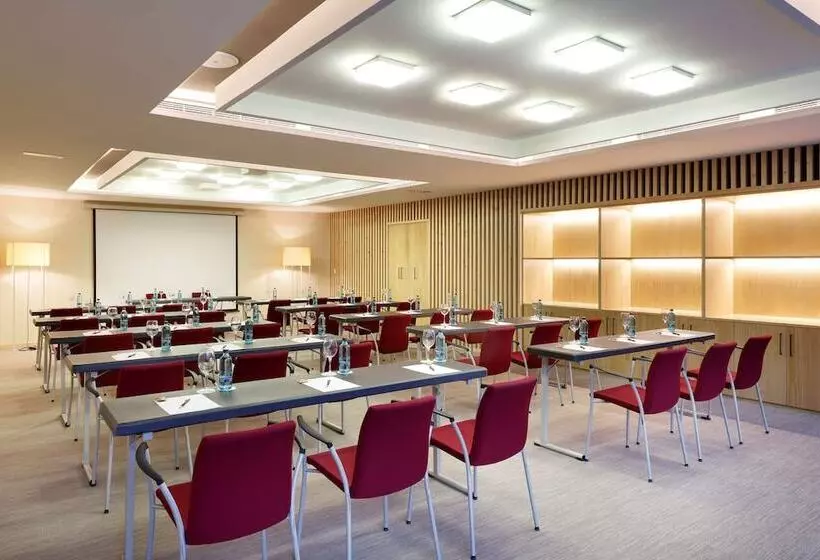 هتل Barcelo Oviedo Cervantes