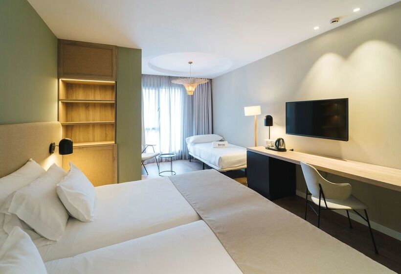 Hotel Barcelo  Oviedo Cervantes