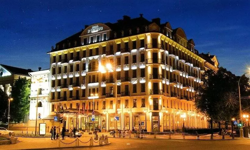 Отель Europe
