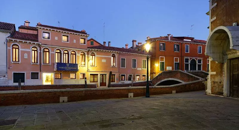 Excess Venice Boutique Hotel & Private Spa Adults Only