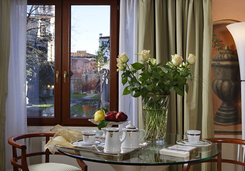Excess Venice Boutique Hotel & Private Spa   Adults Only