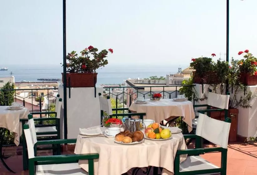 Отель La Villarosa Terme