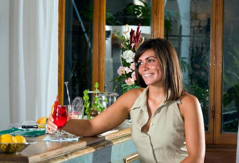 هتل La Villarosa Terme