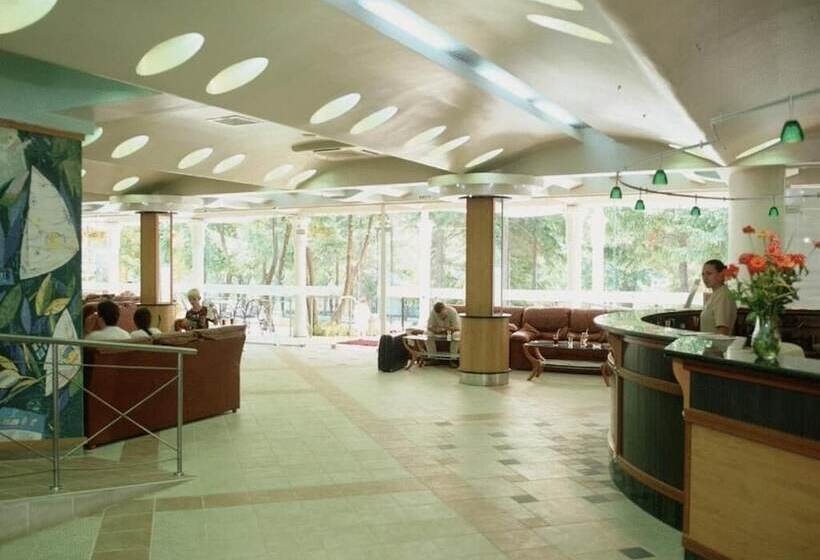 هتل Magnolia All Inclusive