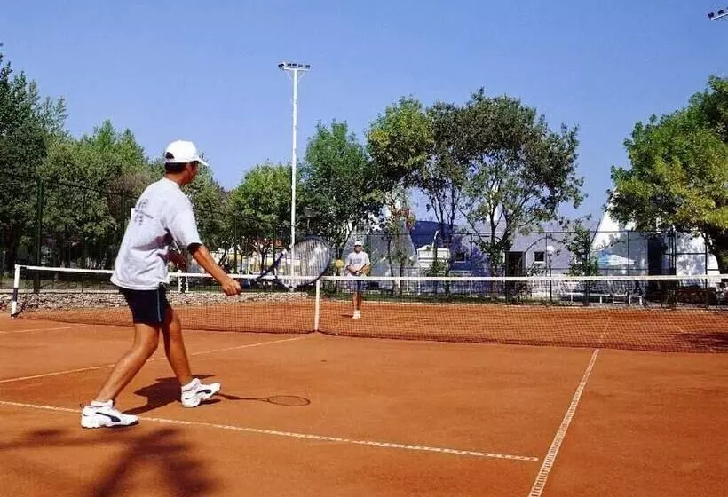 ホテル Magnolia   All Inclusive