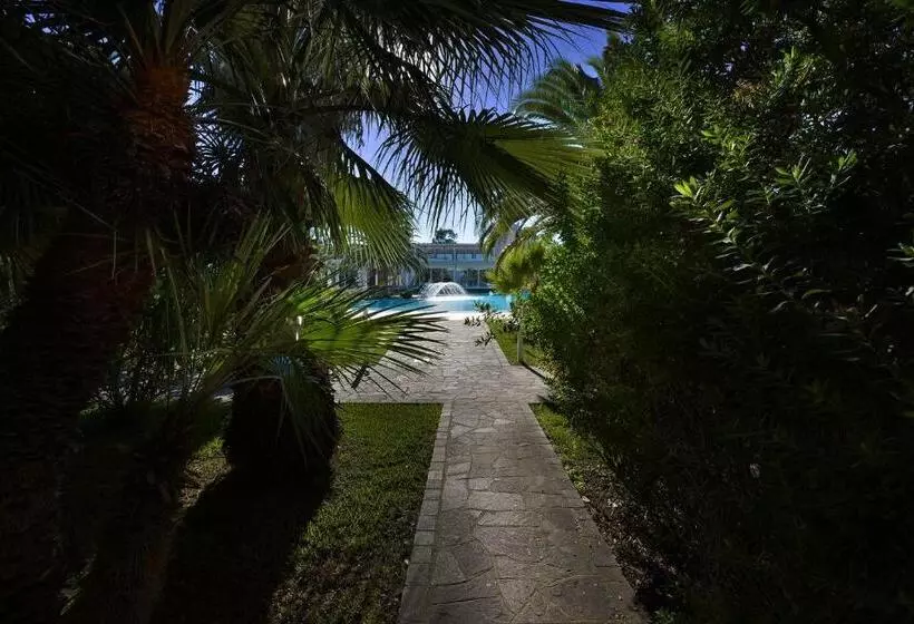 Szálloda Minerva Resort