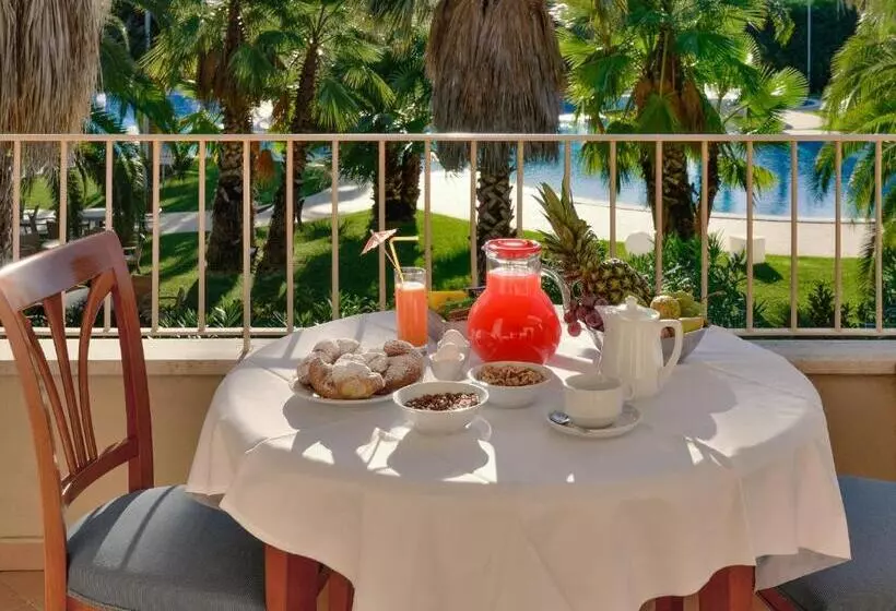 Szálloda Minerva Resort