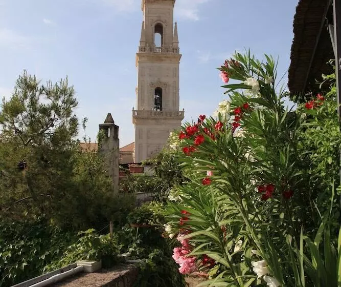 هتل Palazzo Rollo