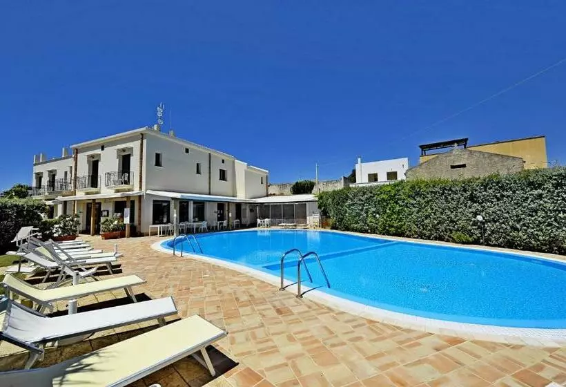 Отель Resort Santa Maria