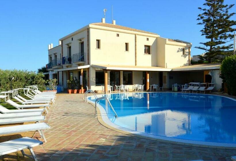 فندق Resort Santa Maria