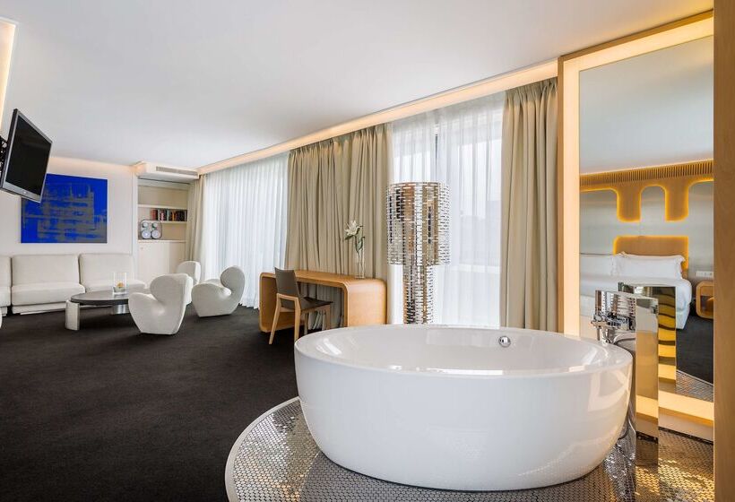 هتل Room Mate Oscar